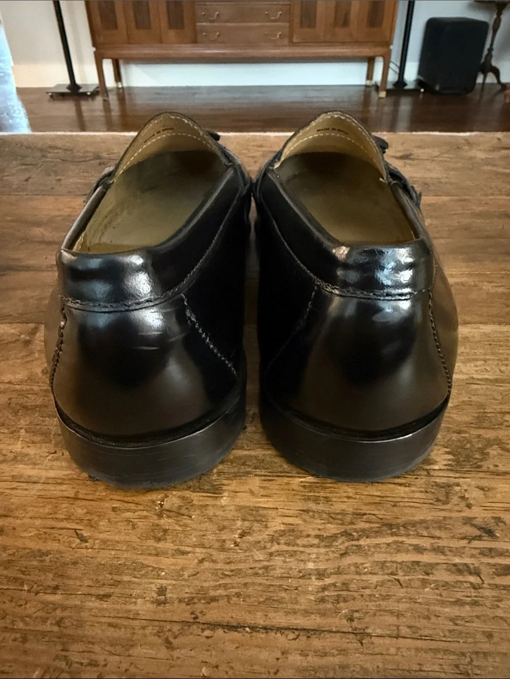Cole Haan Black Leather Pinch Tassle Loafers Size 10